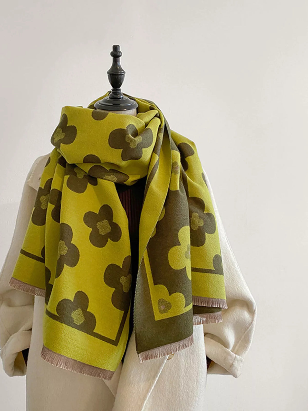 Floral Print Raw Hem Scarf