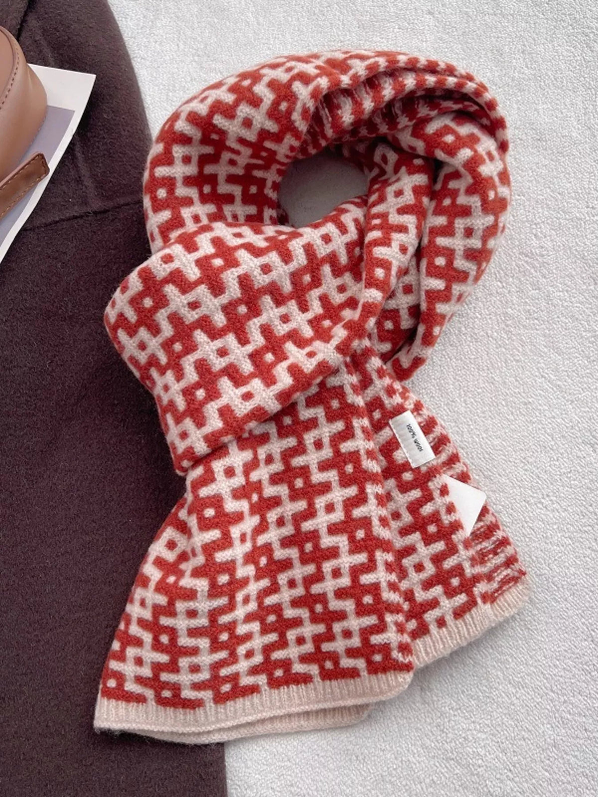 Wool Geometric Pattern Knitted Scarf