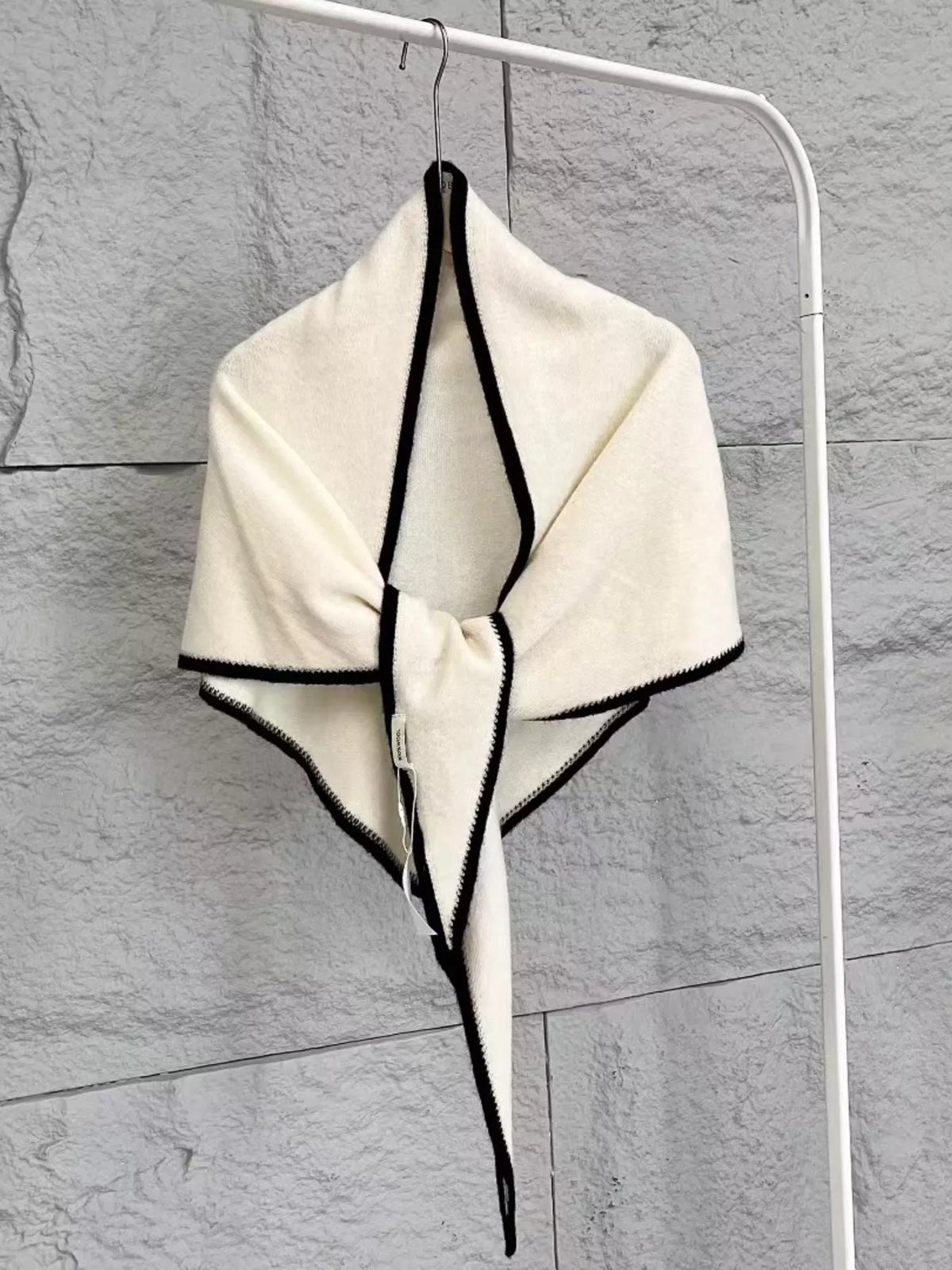 Wool Contrast Trim Scarf