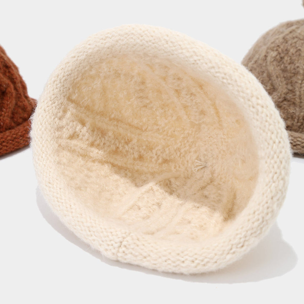 Cozy Cable Knit Beanie with Pom - Japanese Style