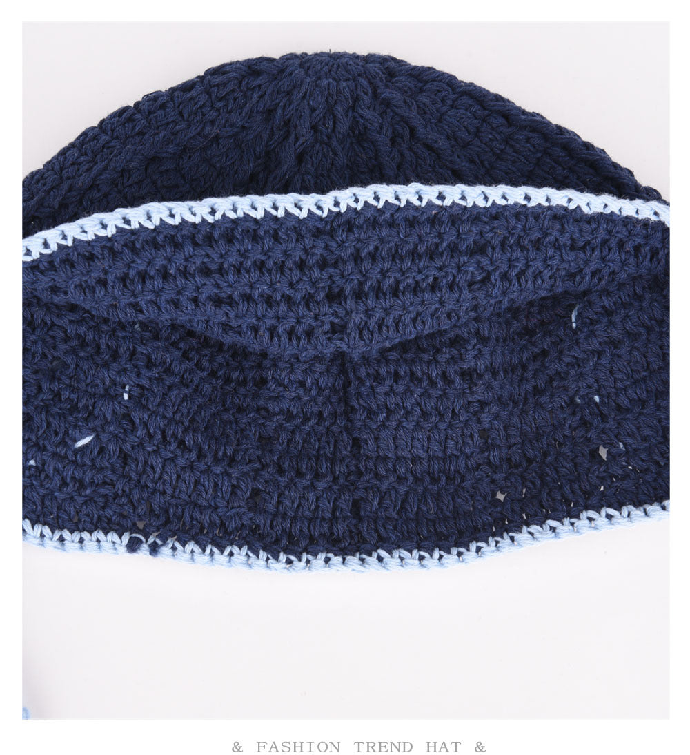 Hand-Knit Floral Beret: Cozy Retro Winter Hat