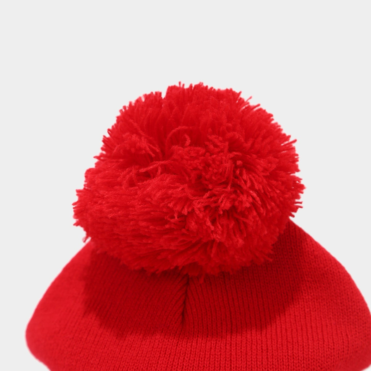 Santa Claus Fur Ball Beanie: Cozy Knit Winter Hat