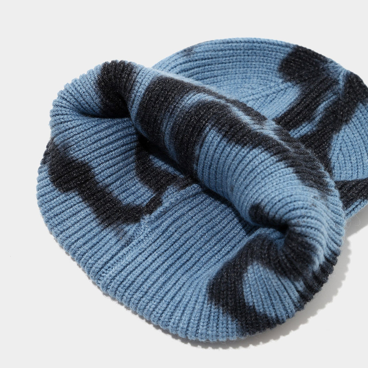Tie-Dye Knit Beanie: Boho Winter Hat for Cozy Style