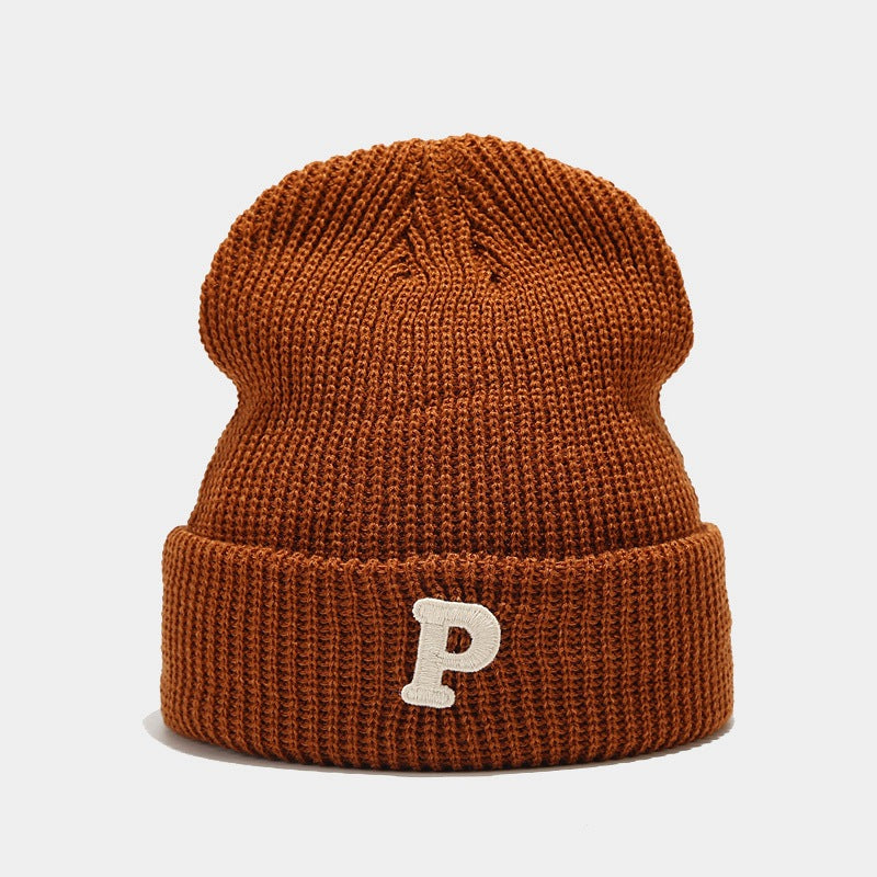 Chunky Knit P Beanie: Cozy & Chic Fall/Winter Hat