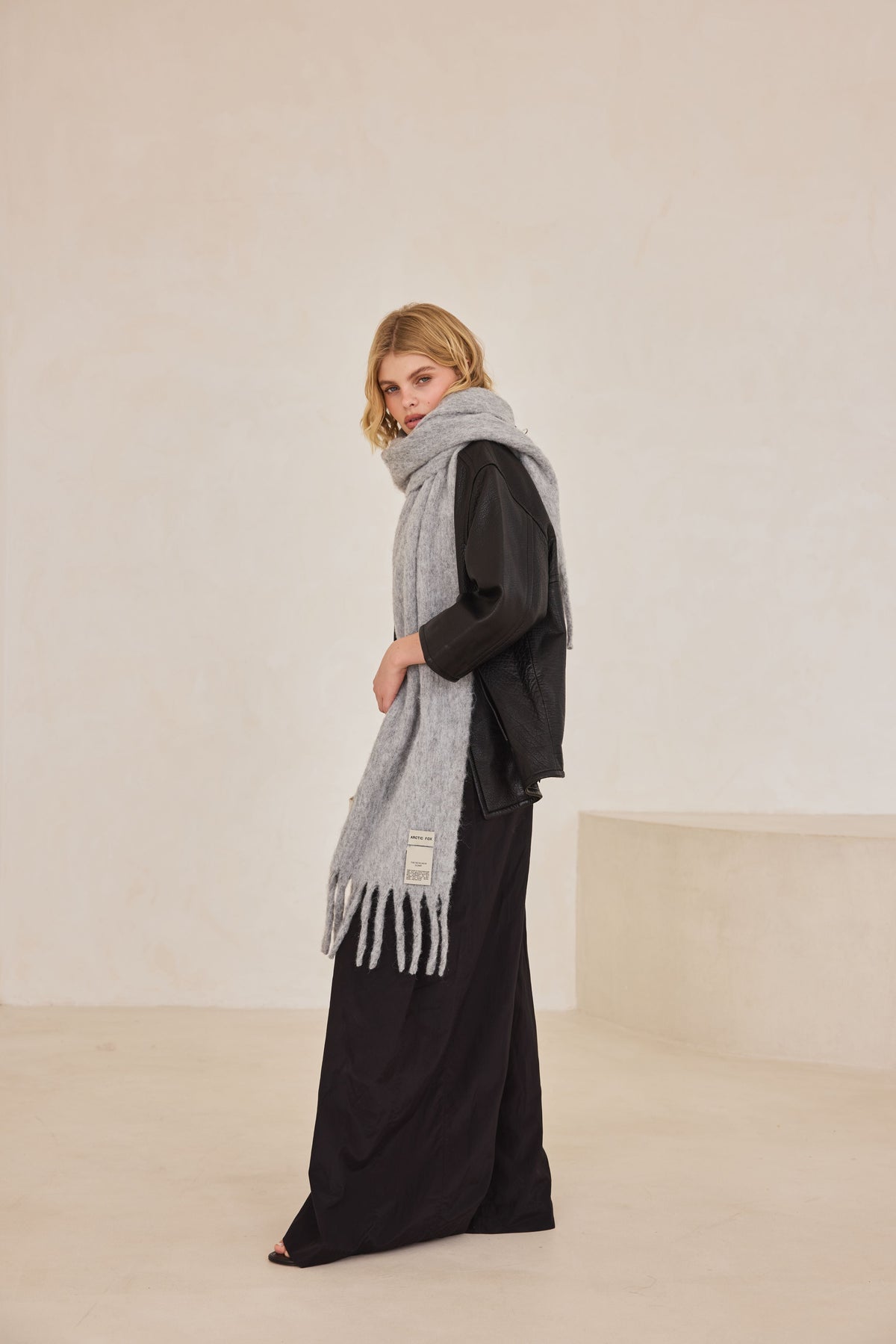 The Reykjavik Scarf with Wool - Grey