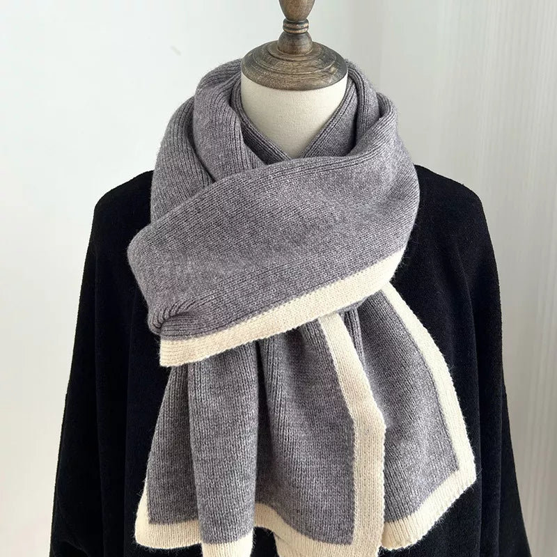 Contrast Trim Winter Scarf