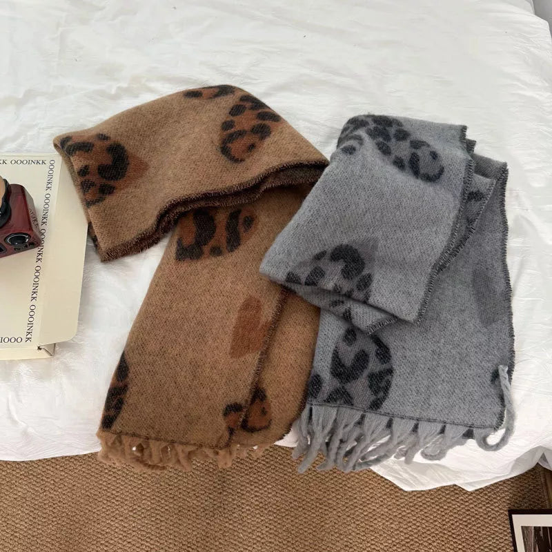 Leopard Heart Warm Scarf