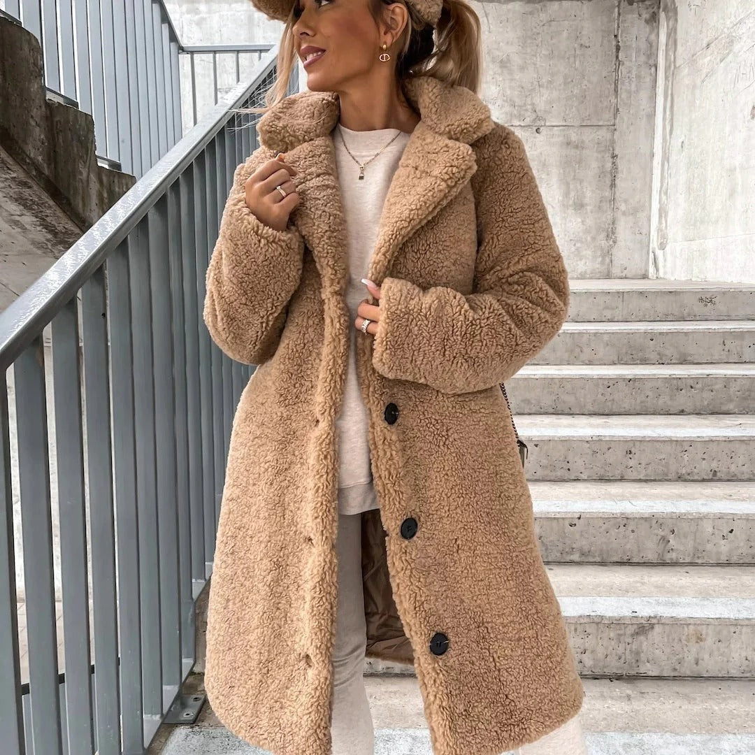 Plush Faux Fur Women's Coat - Oversized - Button Front